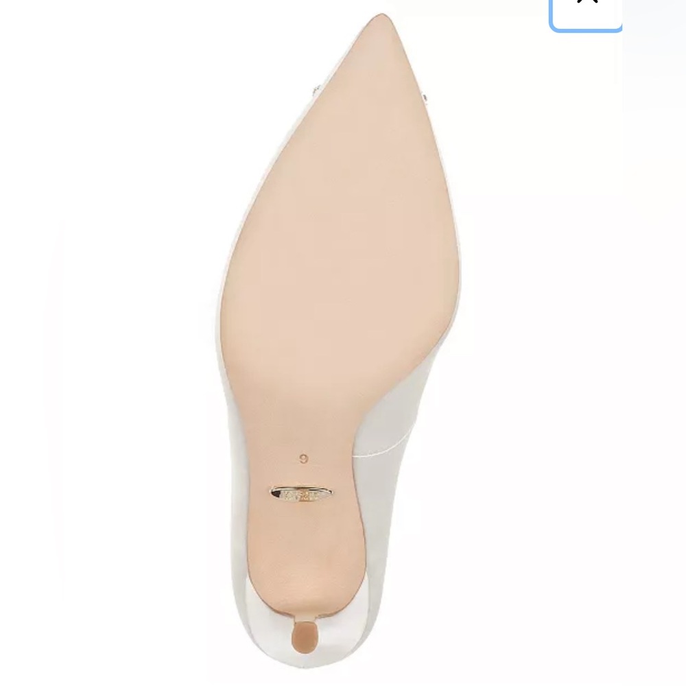 Badgley Mischka White Heels with Crystal Embellishment Size 8.5 - Picture 5 of 13
